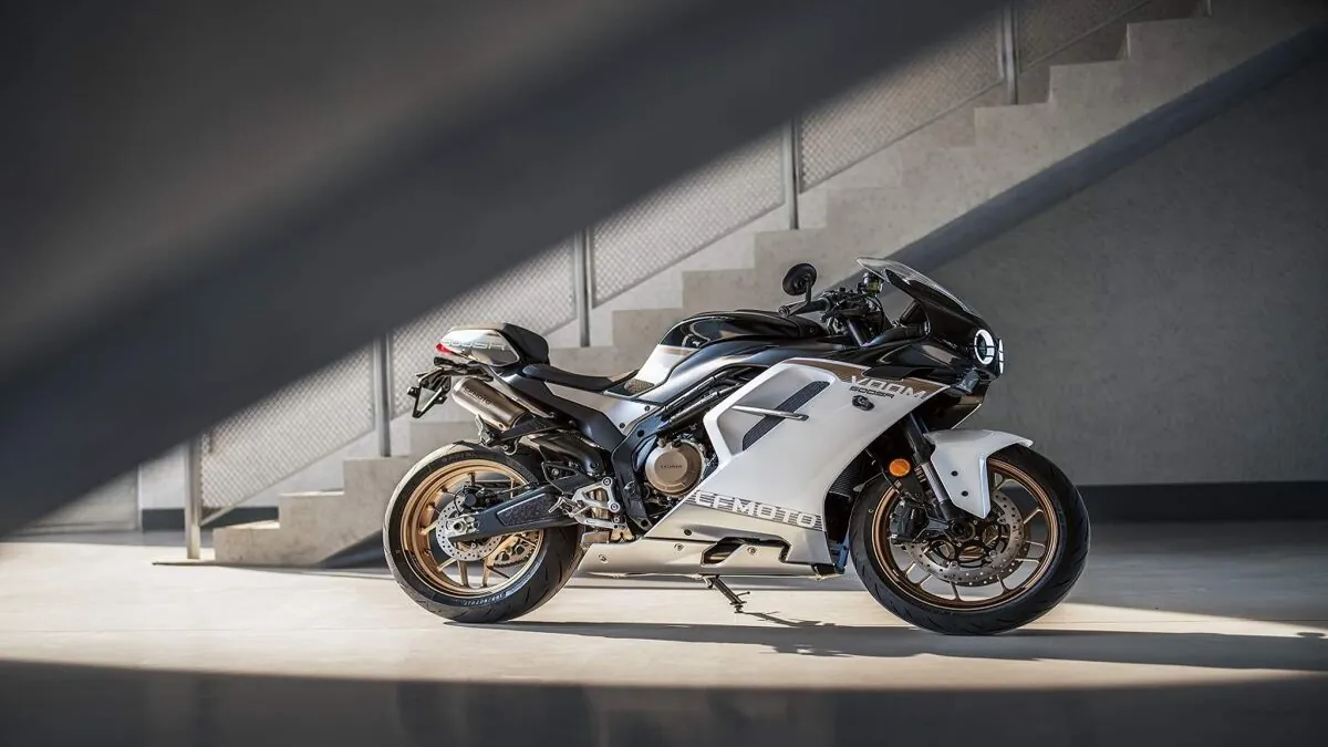 A CFMoto deve lançar a moto 500SR Voom no Brasil?