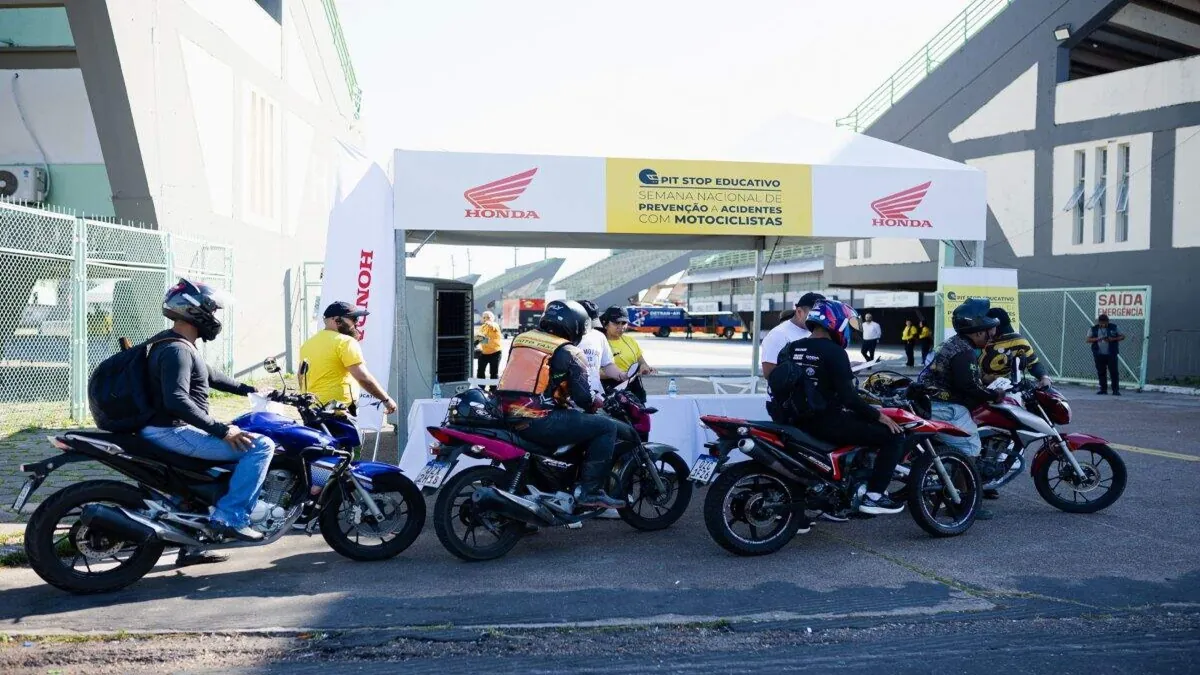 Abraciclo atrai mais de 5 mil motociclistas em paradas educativas