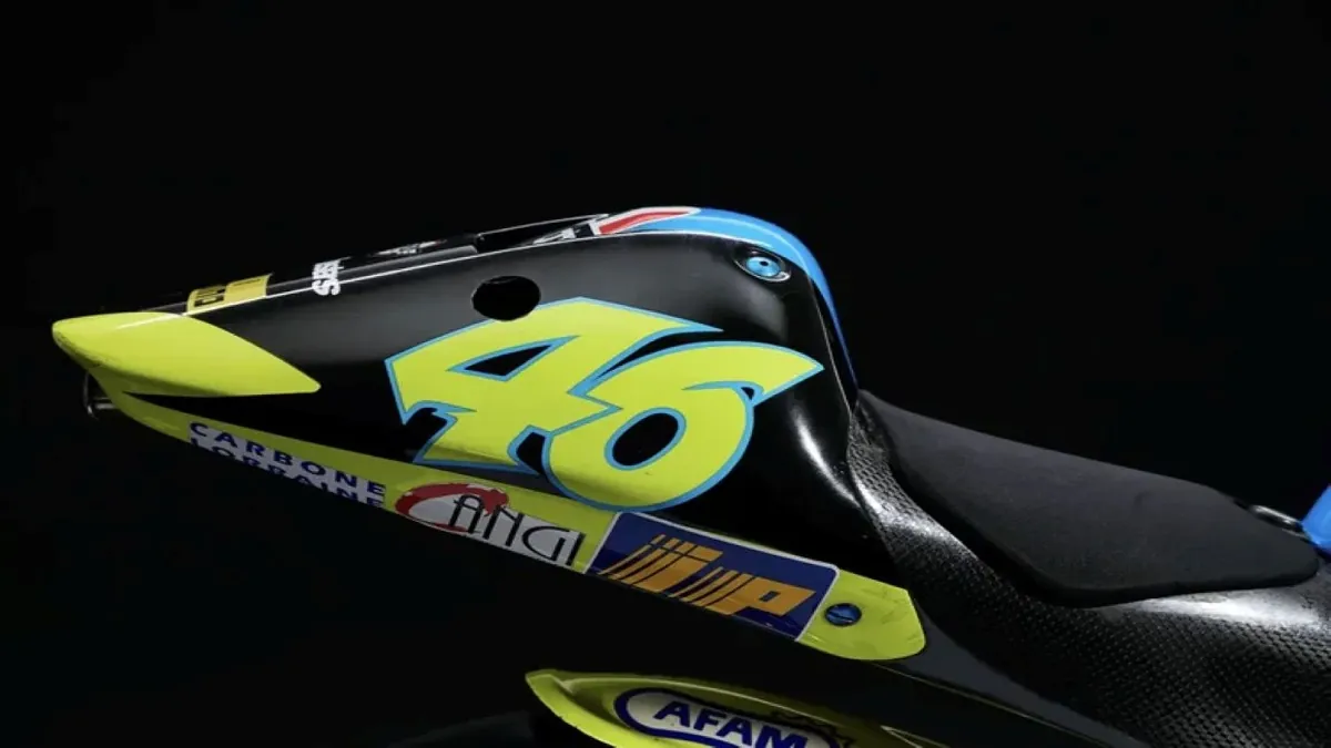 Aprilia RS125R de Valentino Rossi é leiloada: origem de um ícone