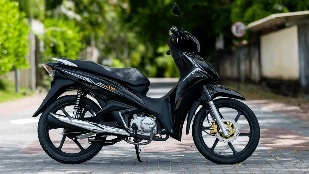 Avelloz oferece financiamento de motos próprio