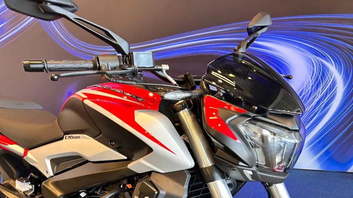 Bajaj lidera vendas de motos naked em fevereiro