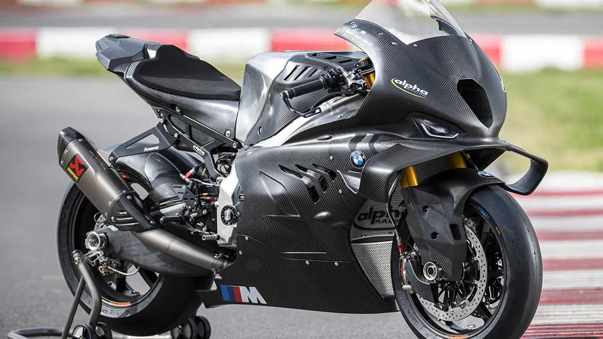 BMW lança réplica exclusiva da M 1000 RR usada por Toprak no WSBK