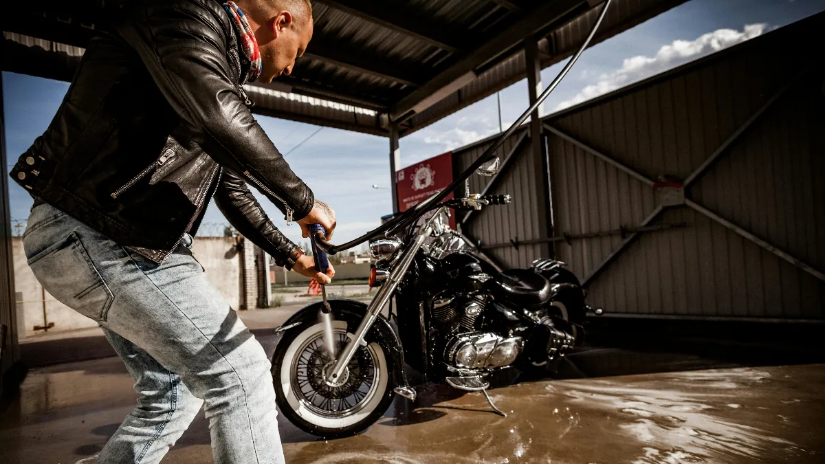 Como Limpar Sua Moto