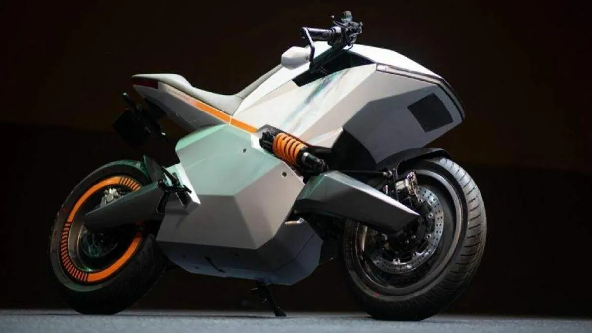 DiamondHead: moto esportiva autônoma acelera de 0 a 100 em 2s