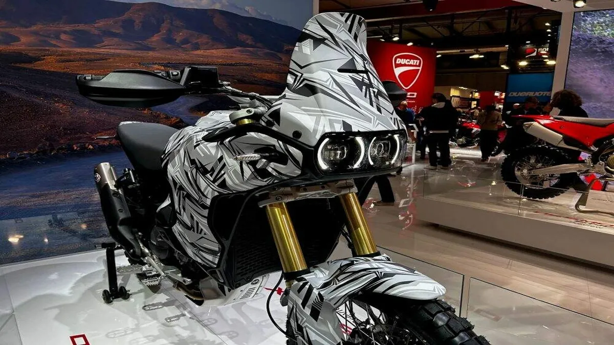 Ducati DesertX 2026: leve, compacta e ideal para trilhas radicais
