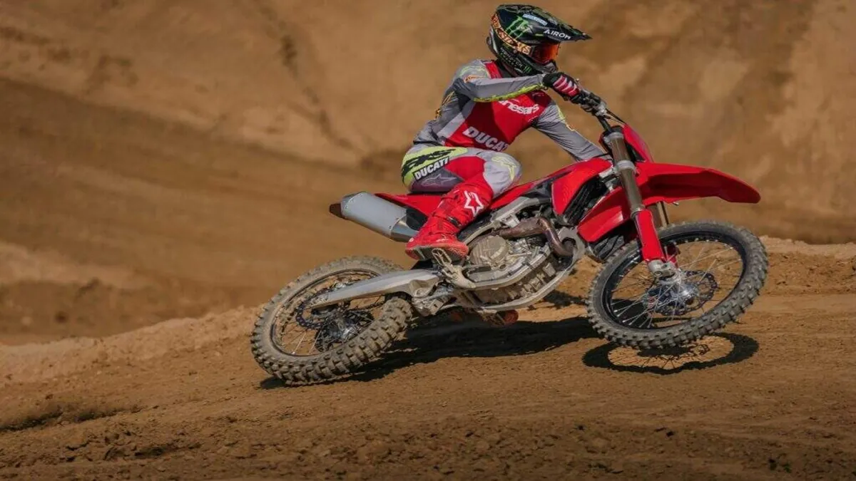 Ducati Desmo450 MX: conheça a estreia da marca italiana em dirt bikes