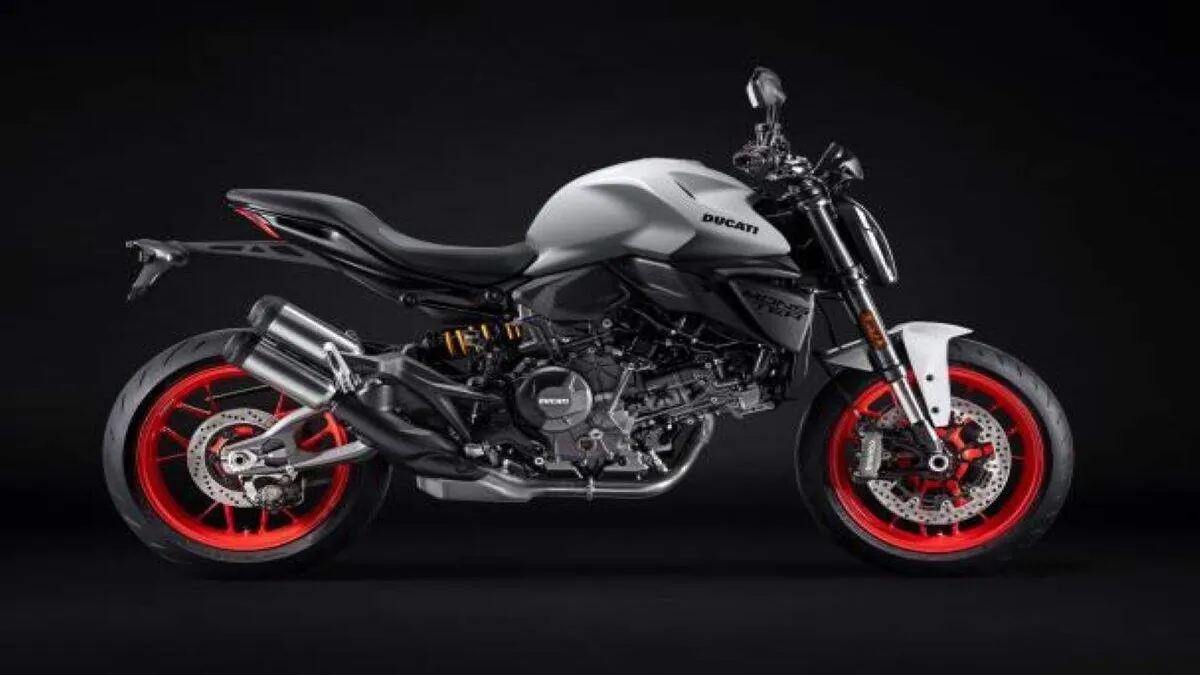 Ducati Monster V2 2026: design atualizado, motor leve e alta tecnologia