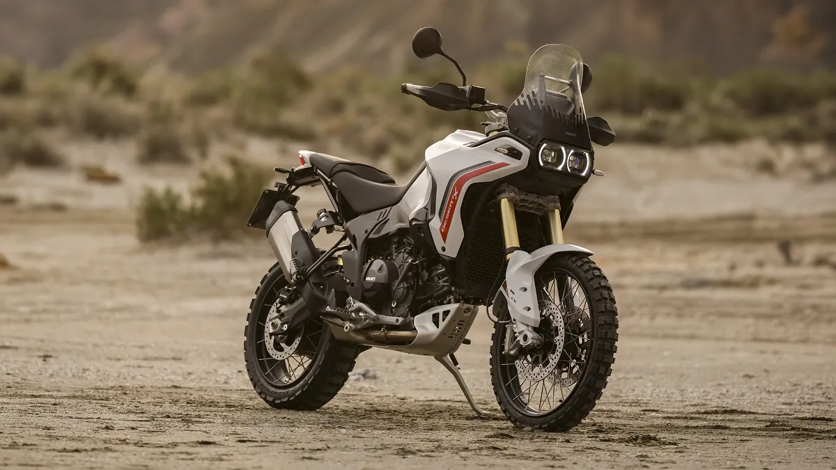Ducati revela a nova DesertX: descubra todos os detalhes!