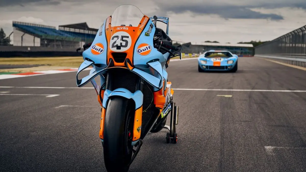 Ford GT40 inspira Trackhouse na MotoGP 2026