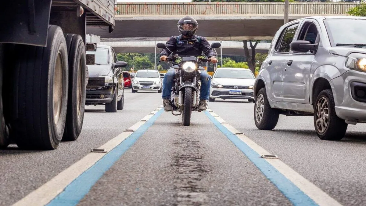 Governo prevê 400 km de Faixa Azul em São Paulo até 2028