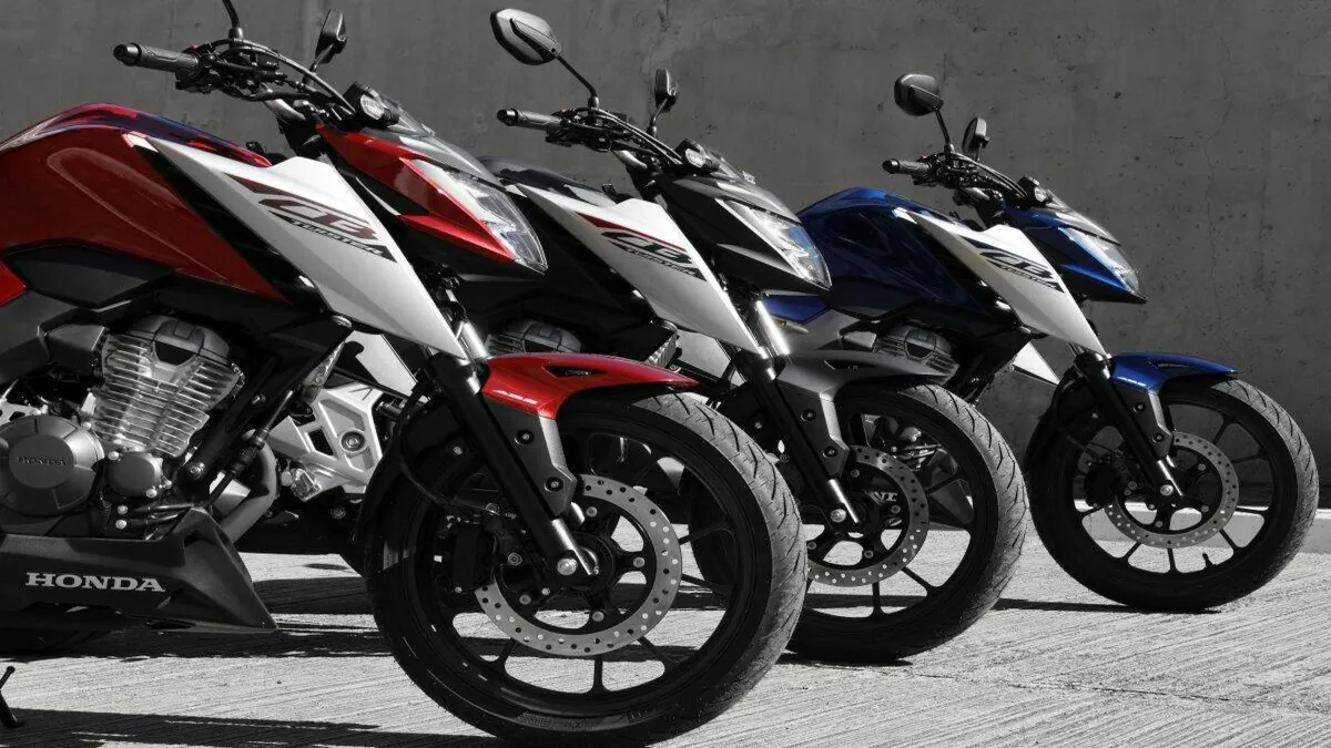Honda CB 300F Twister 2026: novas cores e preços em agosto!