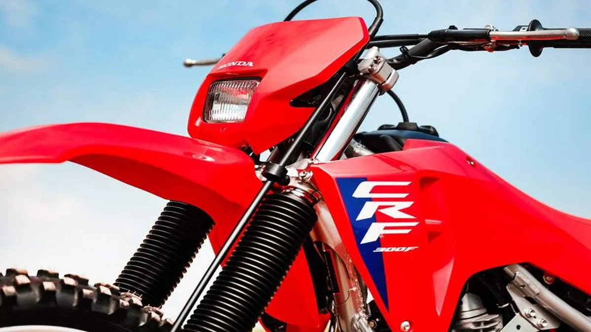 Honda CRF 300F 2026 desembarca em setembro; veja preço e informações