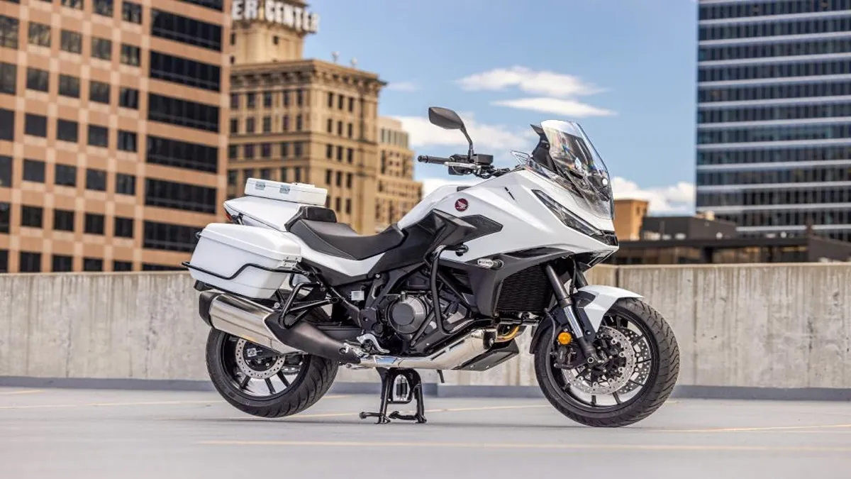 Honda NT1100 lança versão adaptada para uso policial