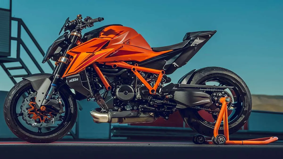 KTM 1390 Super Duke RR 2026: a versão mais extrema da marca laranja