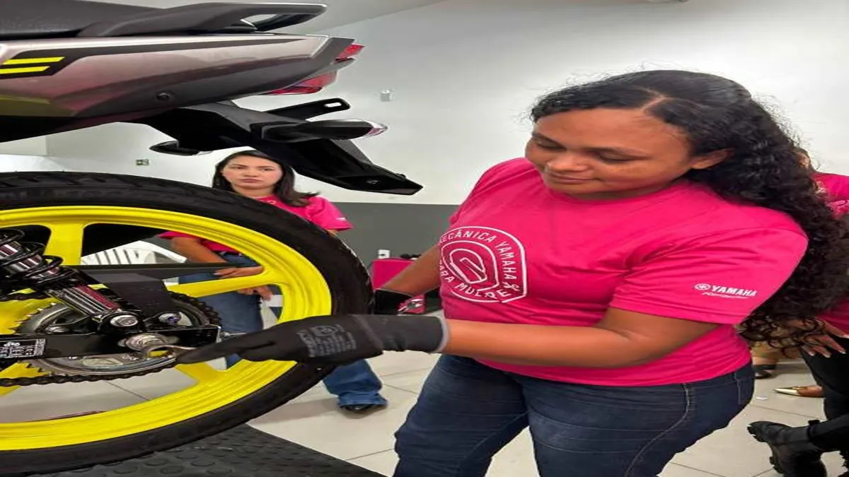 Mecânica Yamaha para mulheres quebra recordes e fortalece empoderamento feminino nas motos.