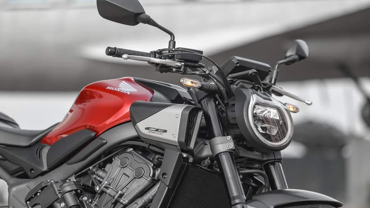 Nova Honda CB 650R com embreagem E-Clutch chega a R$ 58.270