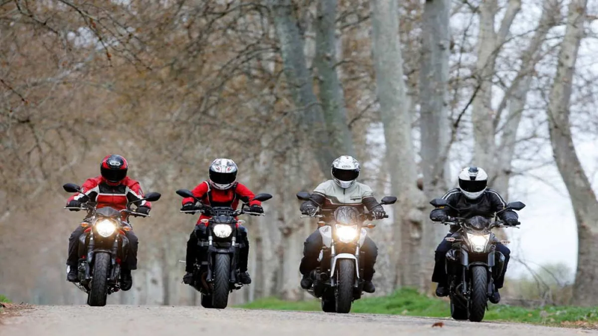 Nove motocicletas medianas estilosas e de fácil manuseio