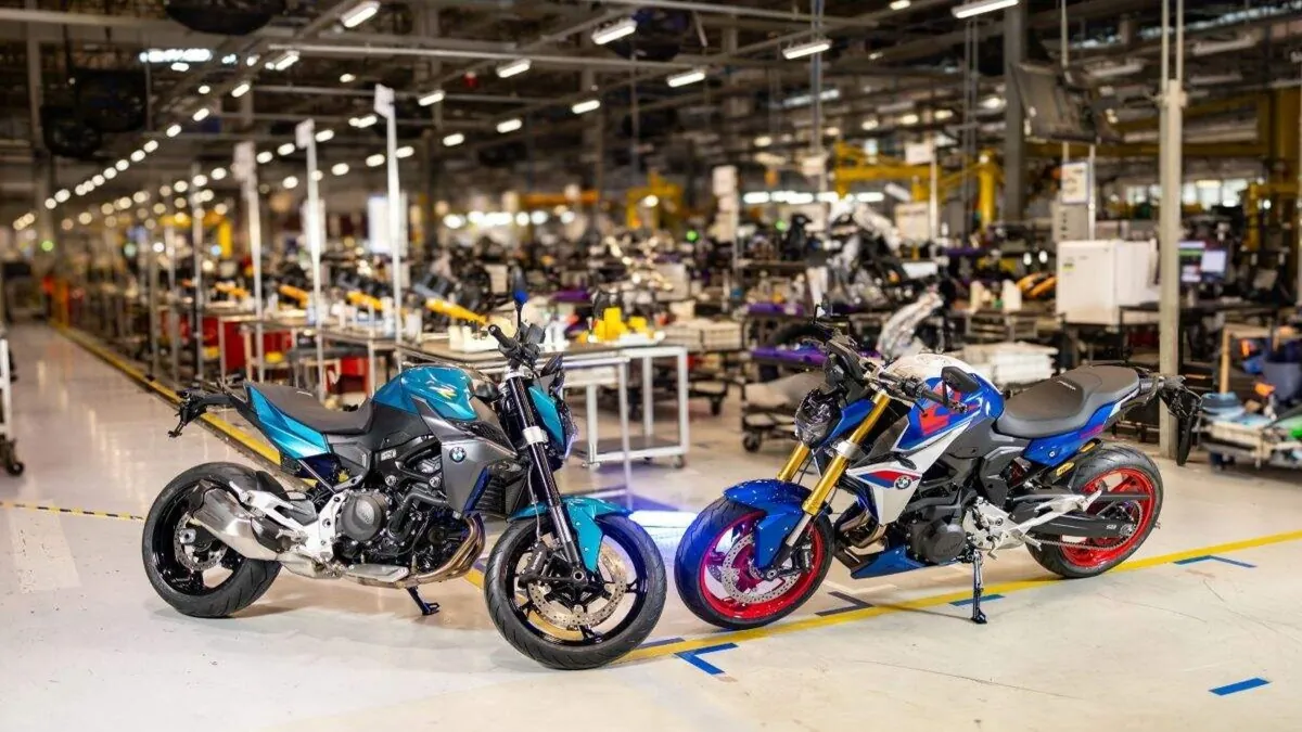 Produção da nova BMW F 900 R tem início em Manaus