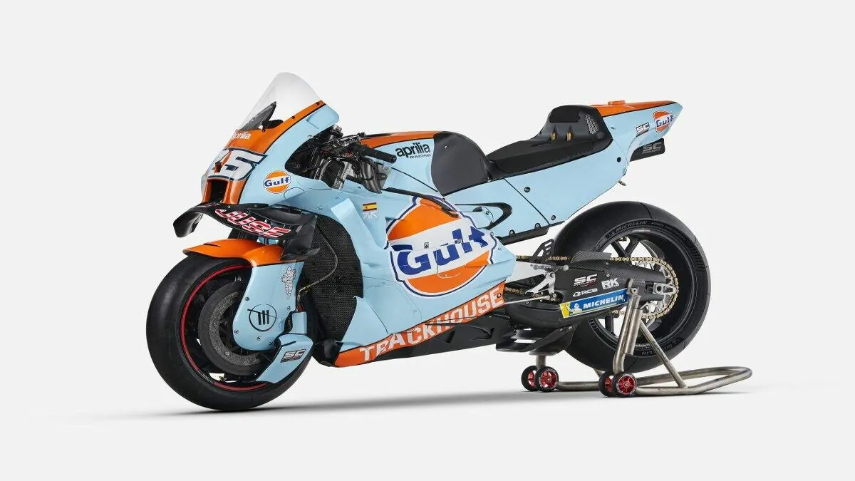 Trackhouse retoma pintura especial da Gulf na MotoGP