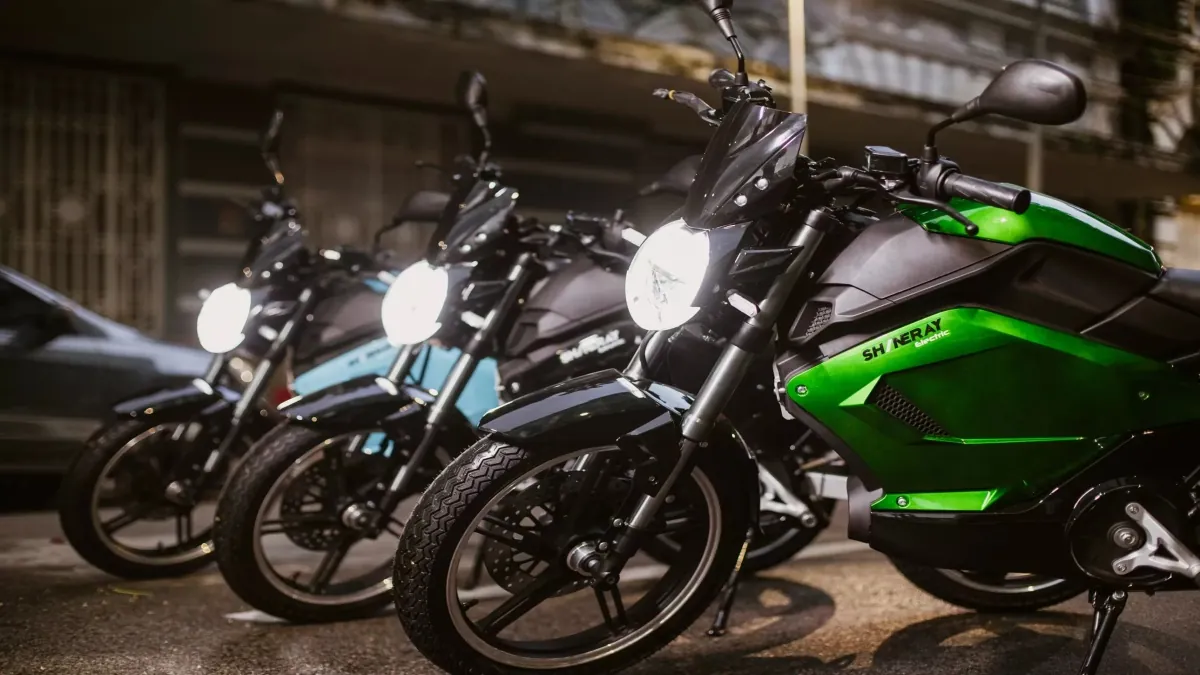Vendas de motos elétricas caem, mas semestre termina positivo