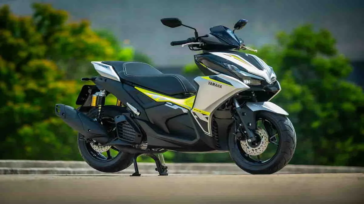 Yamaha Aerox ABS Connected 2026: velocidade nas ruas urbanas
