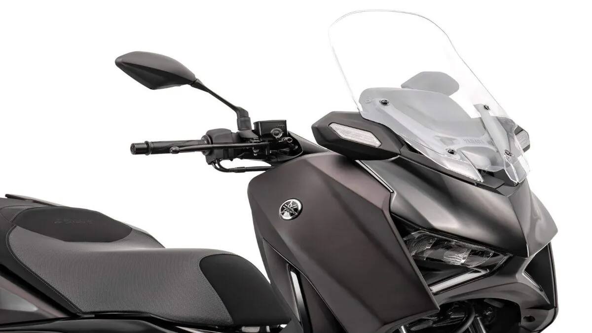 Yamaha XMAX 300 Connected chega ao Brasil por R$ 37.990