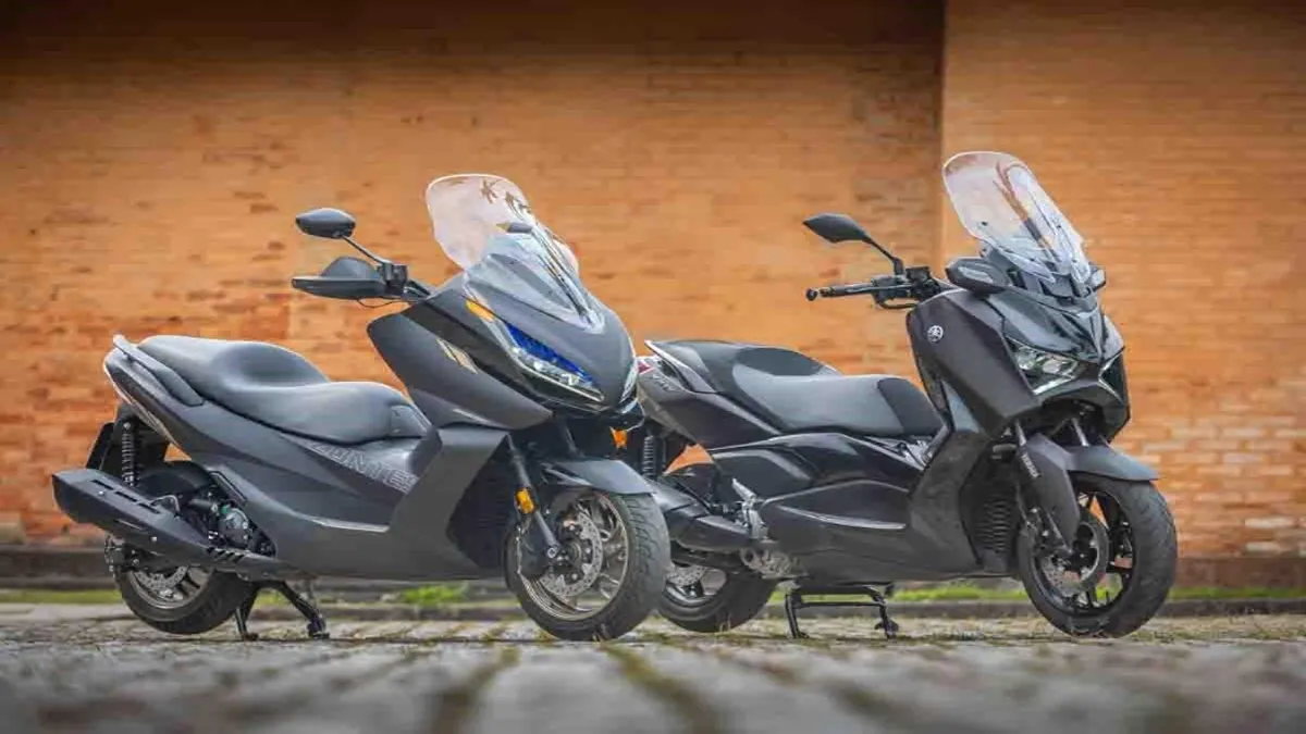 Yamaha XMAX 300 e Zontes 350 E: duelo dos scooters médios
